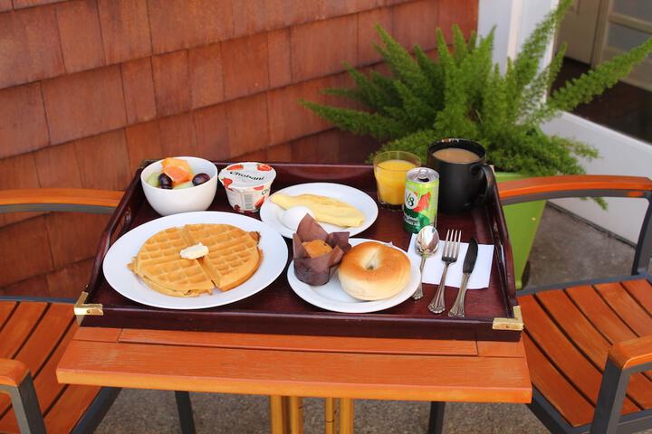 Breakfast/Coffee Service 40 of 53