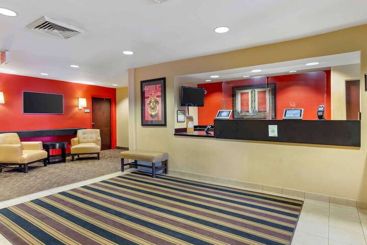 Hotel Interior 11 of 26