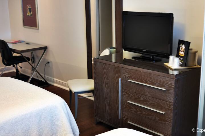 Room 30 of 47