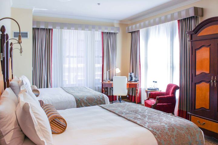 Room 30 of 64