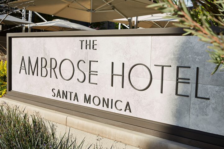 Hotel 2 of 39
