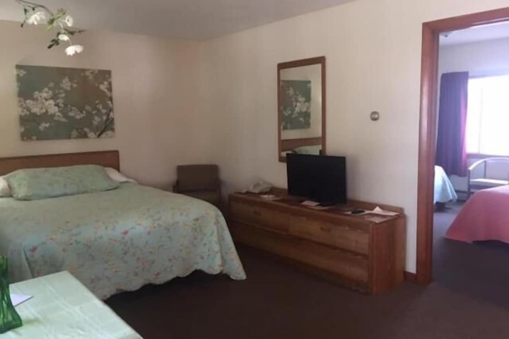 Room 9 of 26