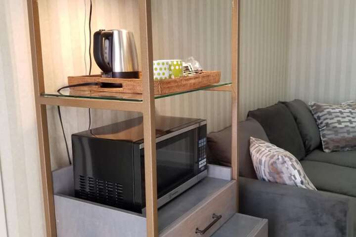 Room 12 of 28