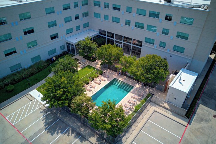 Pool 6 of 37