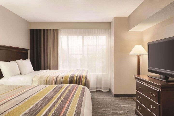 Room 10 of 26