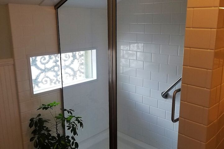 Room 9 of 35