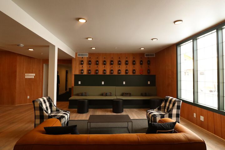 Hotel Interior 10 of 52
