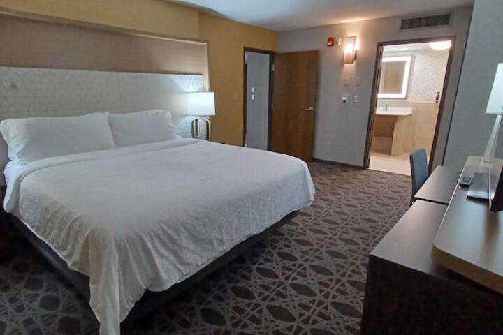 Room 14 of 31