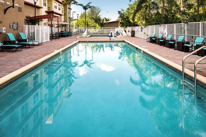 Pool 2 of 29