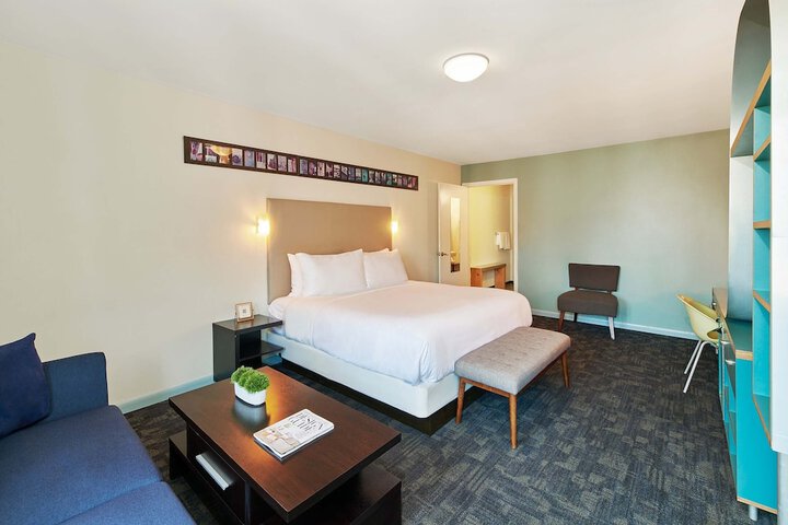 Room 45 of 63