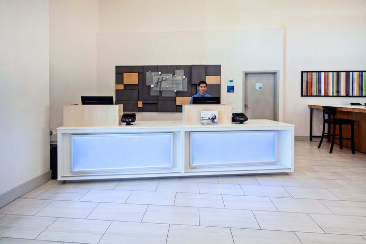 Hotel Interior 14 of 49