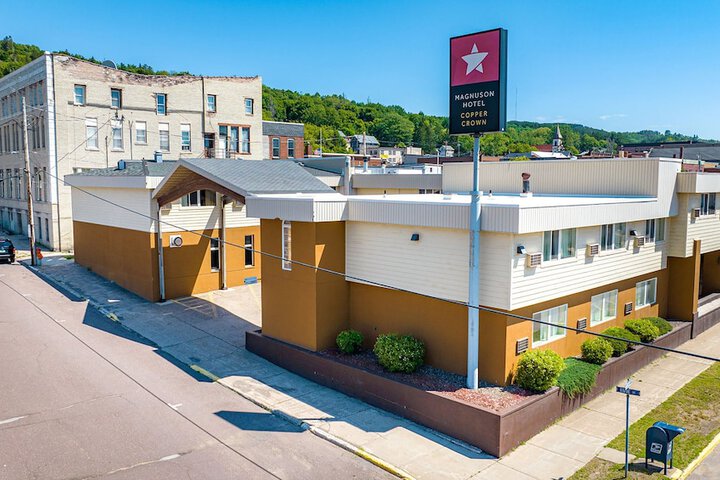 Magnuson Hotel Copper Crown