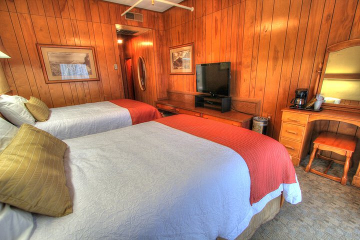 Room 37 of 59