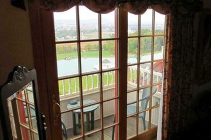 The Hurst House Bed and Breakfast