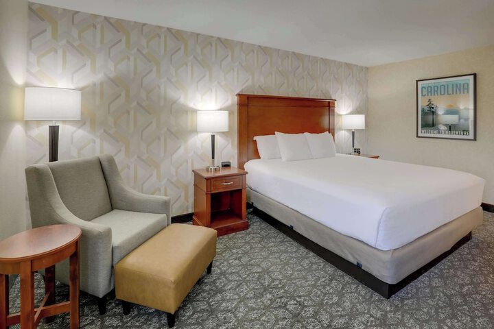 Room 35 of 67