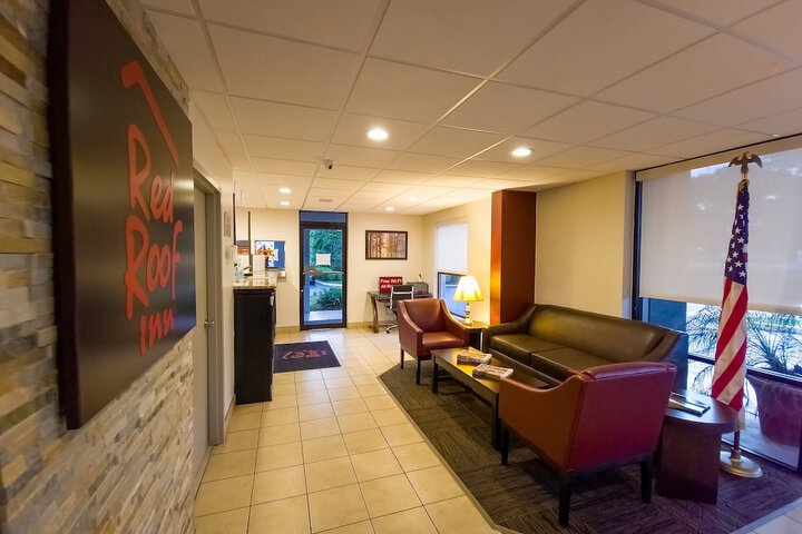 Hotel Interior 9 of 28