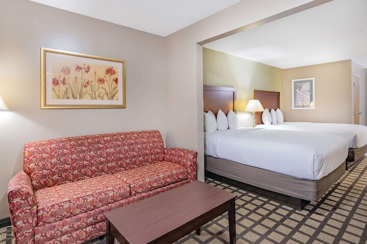 Room 21 of 31