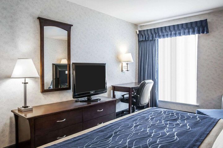 Room 41 of 83