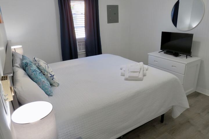 Room 45 of 104