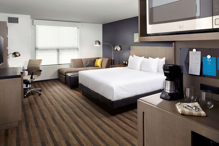 Hyatt House Denver / Lakewood at Belmar