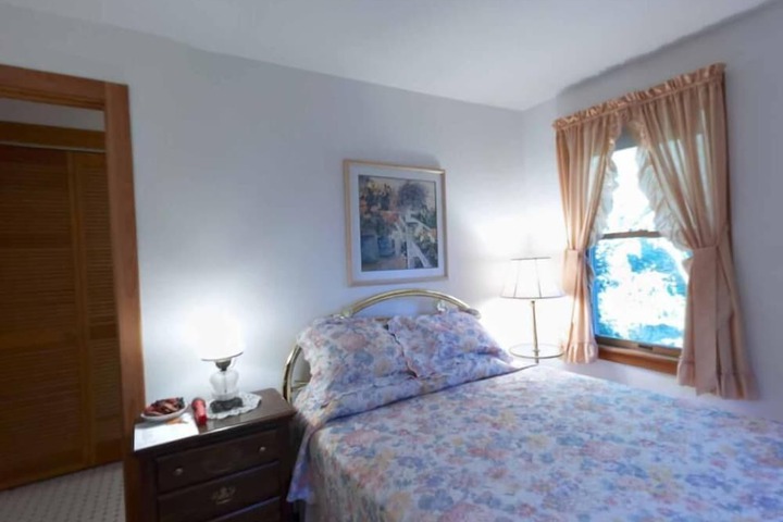 Room 14 of 25