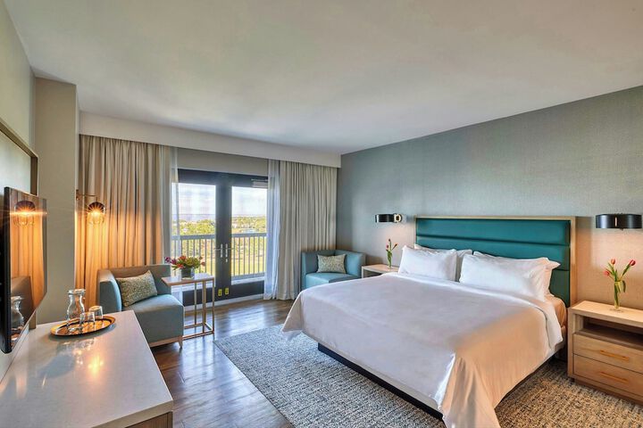 Hotel Effie Sandestin Autograph Collection