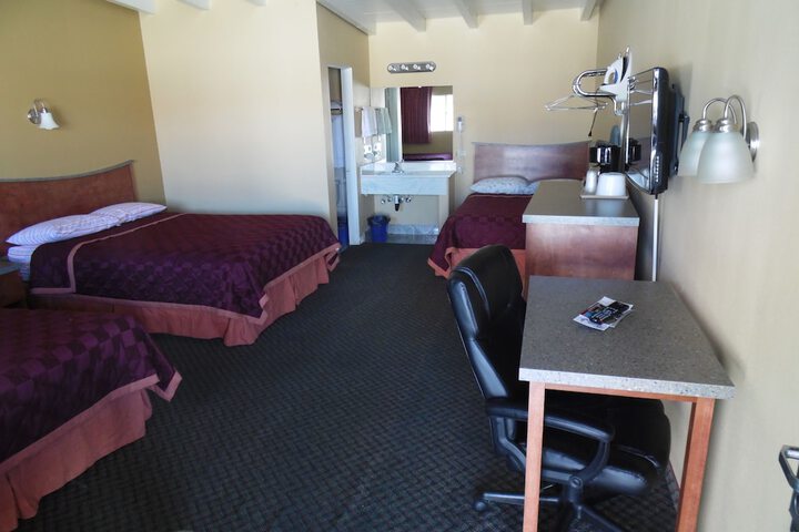 Room 18 of 33