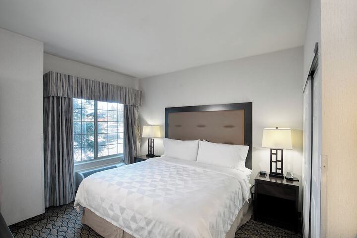 Holiday Inn West Yellowstone by IHG.
