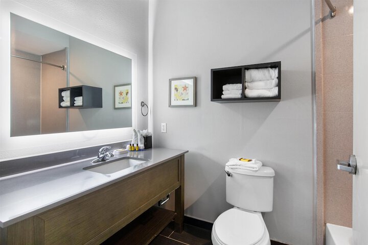 Best Western Plus Regency Park