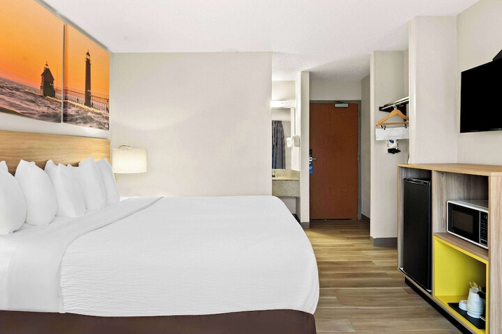 Room 31 of 38