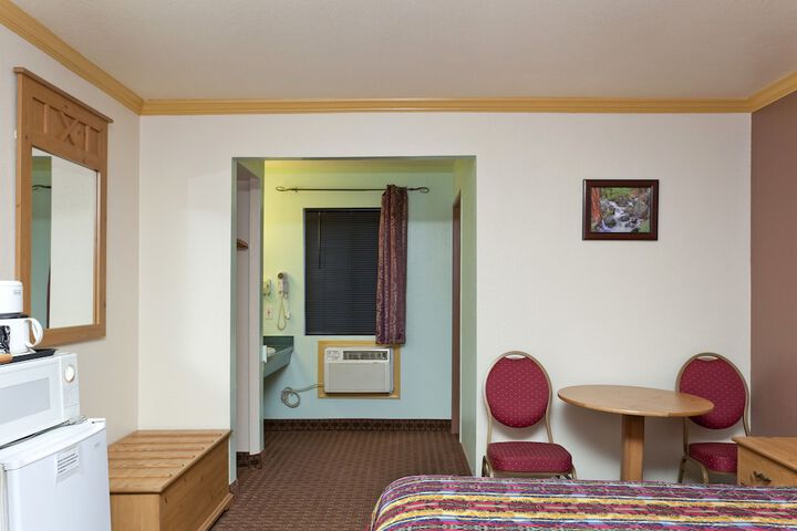 Room 28 of 56