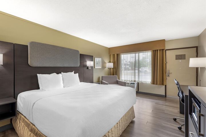 Best Western Plus Madison-Huntsville Hotel