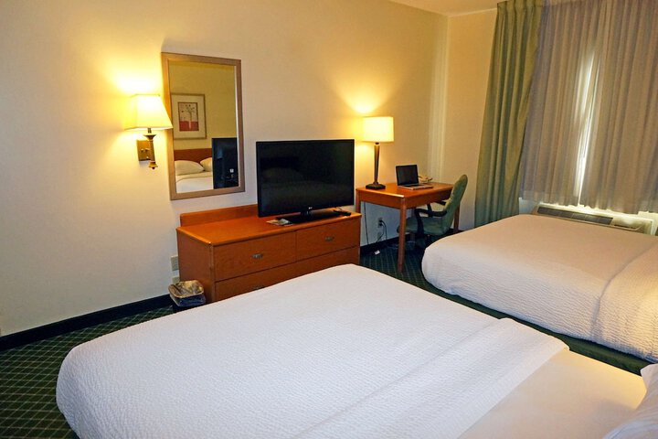Room 50 of 53