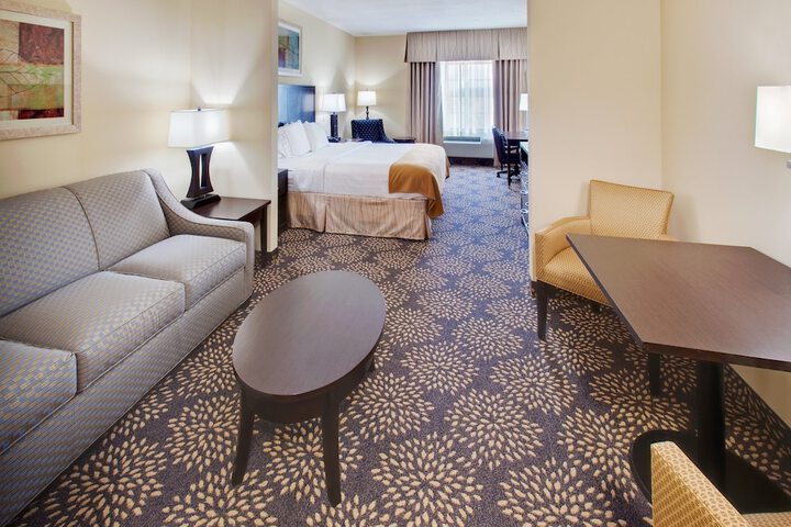 Holiday Inn Express Hotel & Suites Grand Island by IHG