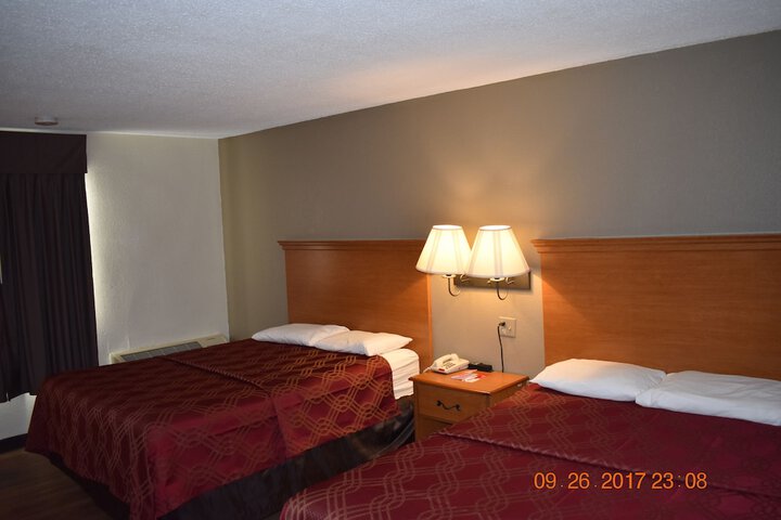 Room 19 of 35