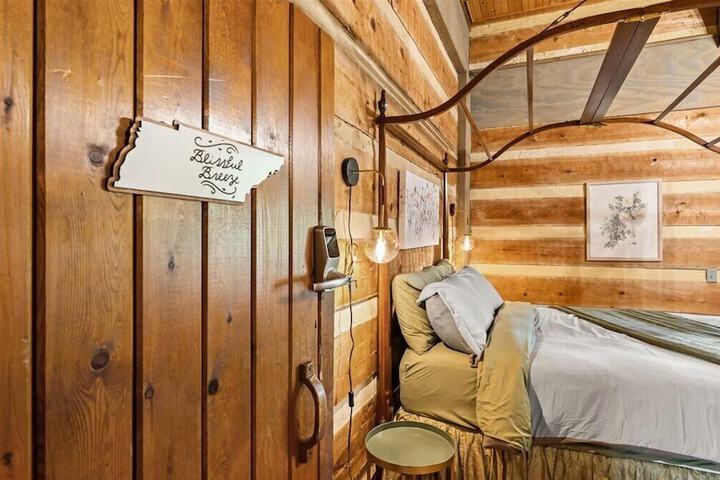 Laurel Valley Mountain Retreat