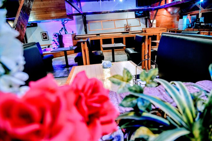 Dining 52 of 71