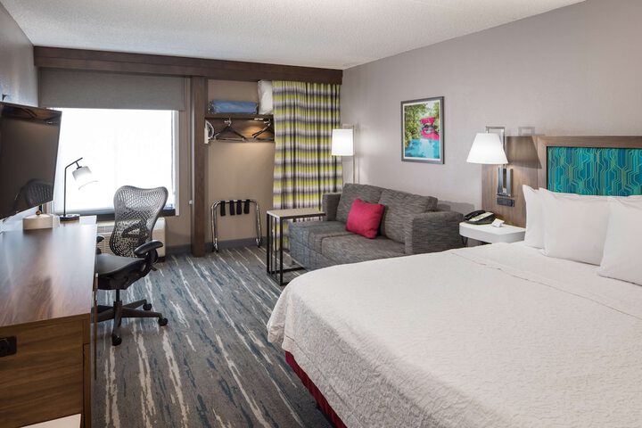 Hampton Inn Bentonville / Rogers
