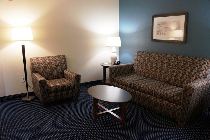 Room 21 of 64