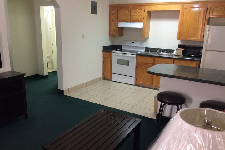 Travel Inn & Suites