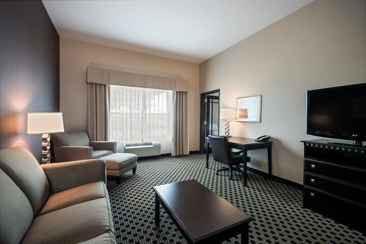 Room 42 of 63