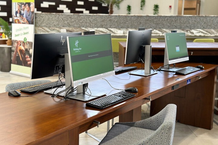 Business Center 108 of 108