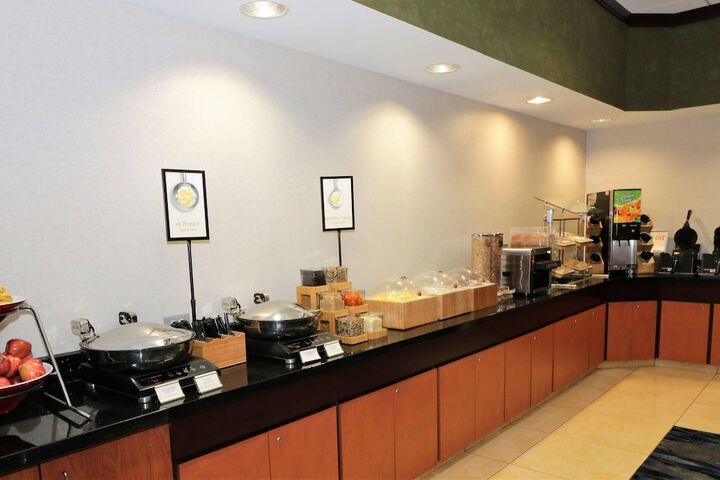 Breakfast/Coffee Service 27 of 33