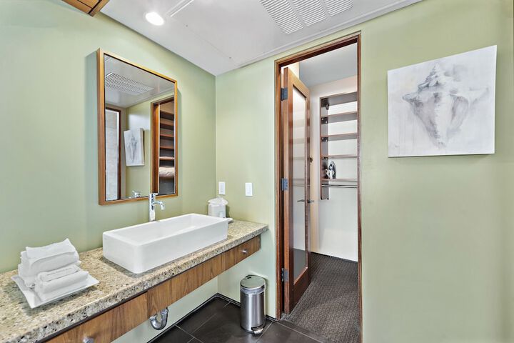 14 West Hotel