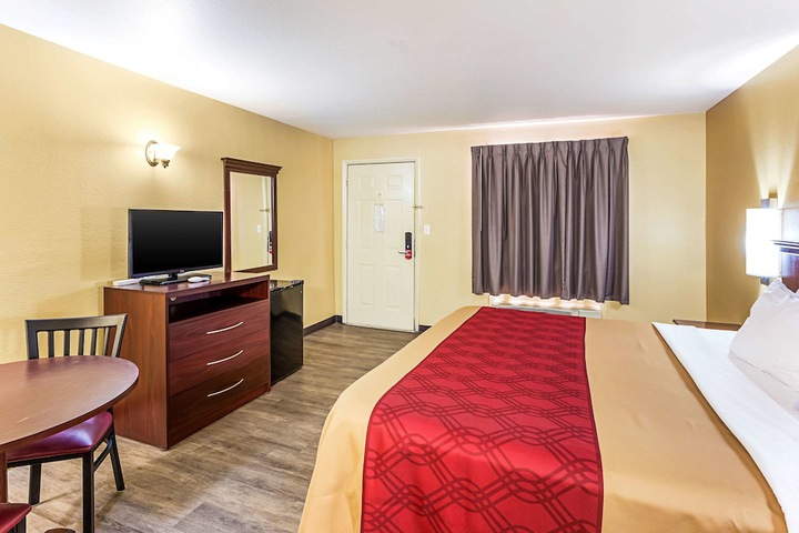 Room 19 of 31