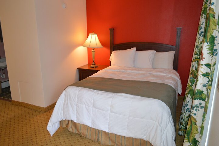Room 13 of 14