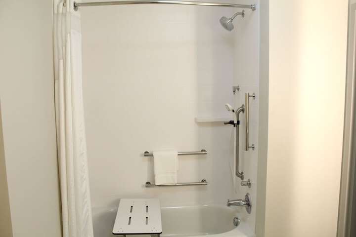 Holiday Inn Express & Suites Latta by IHG
