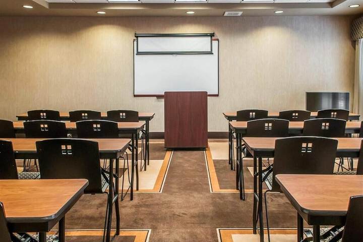 Comfort Suites Hobbs