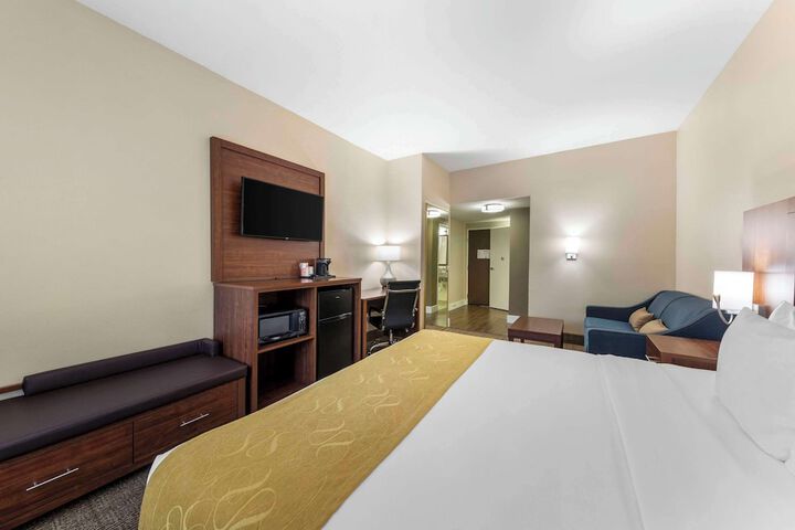 Room 32 of 44