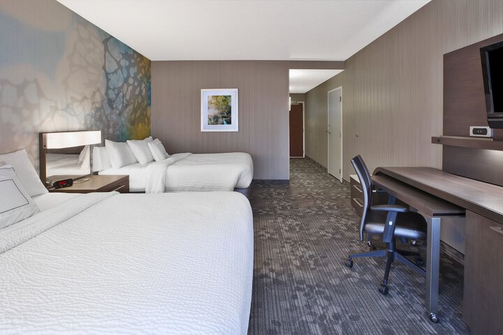 Room 12 of 24